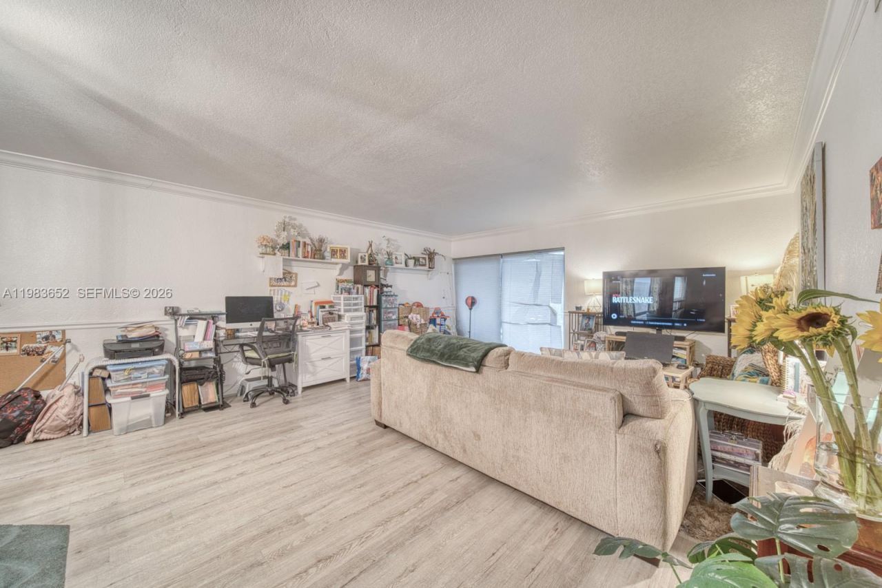 9459 SW 76th St , Unit R5, Miami, FL 33173 Photo