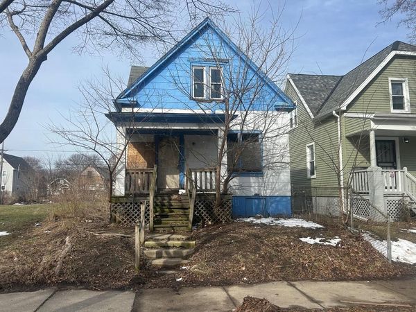 3047 N 22nd STREET, Milwaukee, WI 53206