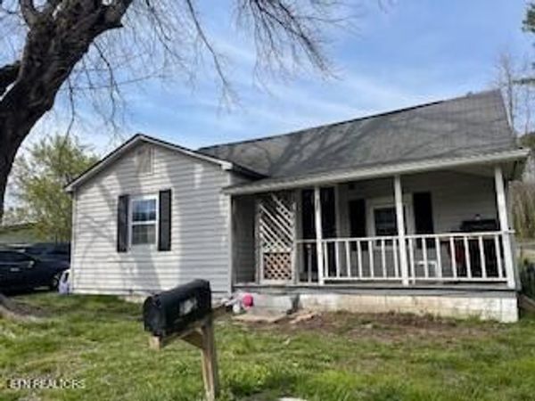 337 Lower Jackson Rd, Oliver Springs, TN 37840