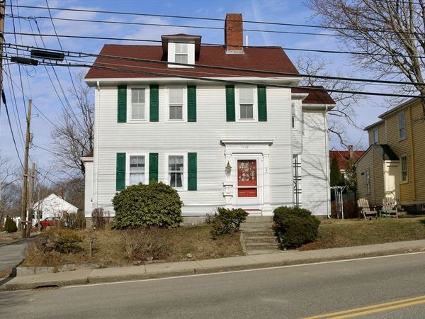 49 Mount Pleasant St, Unit 2, Rockport, MA 01966