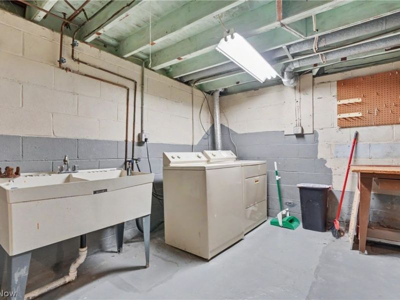 1852 Fairview Court, Salem, OH 44460 Photo 15