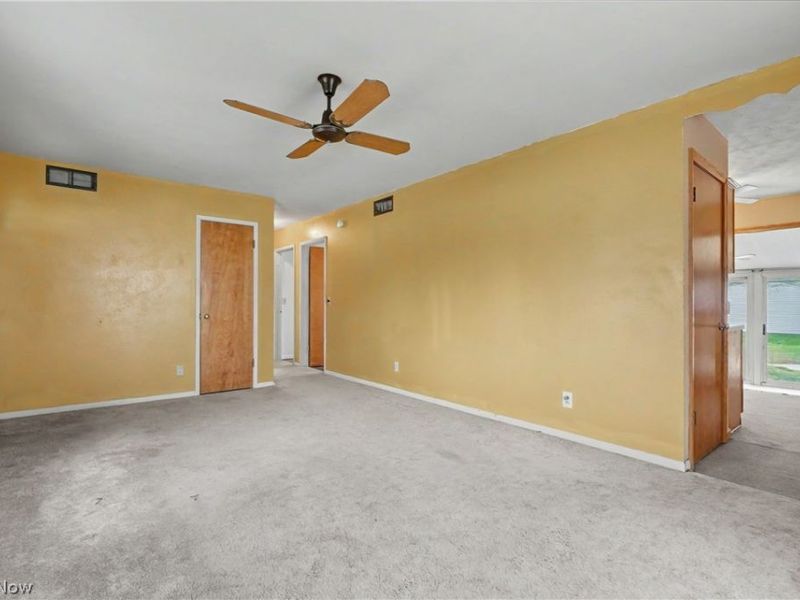 1852 Fairview Court, Salem, OH 44460 Photo 8