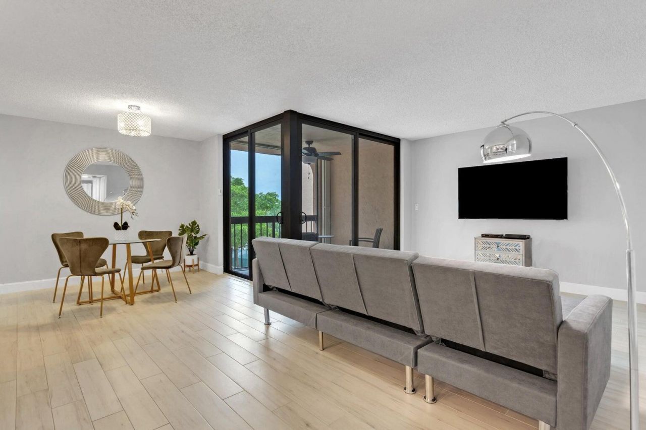 955 Dotterel Road, Delray Beach, FL 33444 Photo