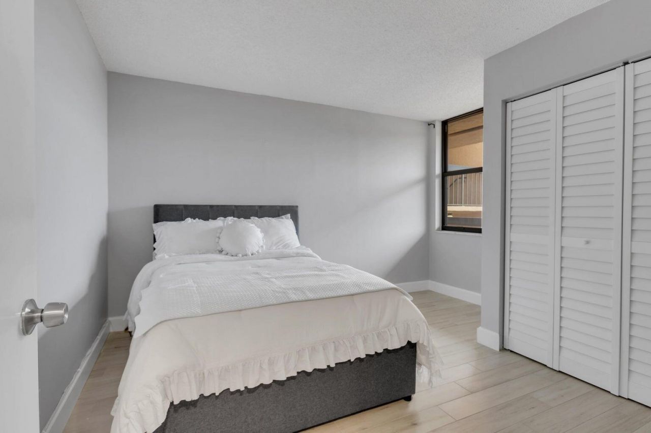 955 Dotterel Road, Delray Beach, FL 33444 Photo