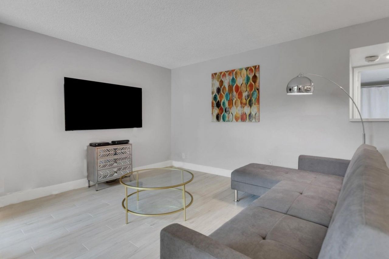 955 Dotterel Road, Delray Beach, FL 33444 Photo