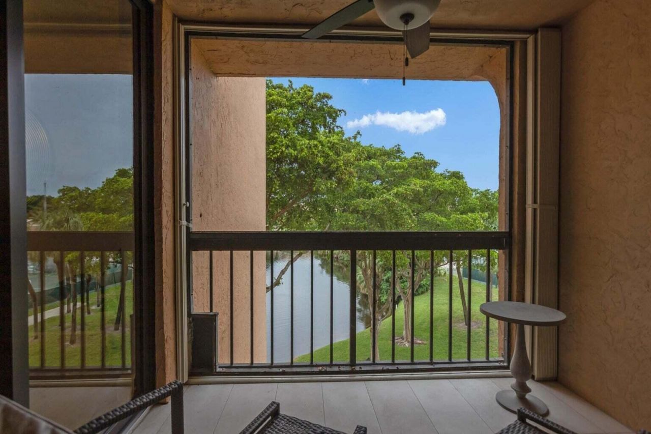 955 Dotterel Road, Delray Beach, FL 33444 Photo