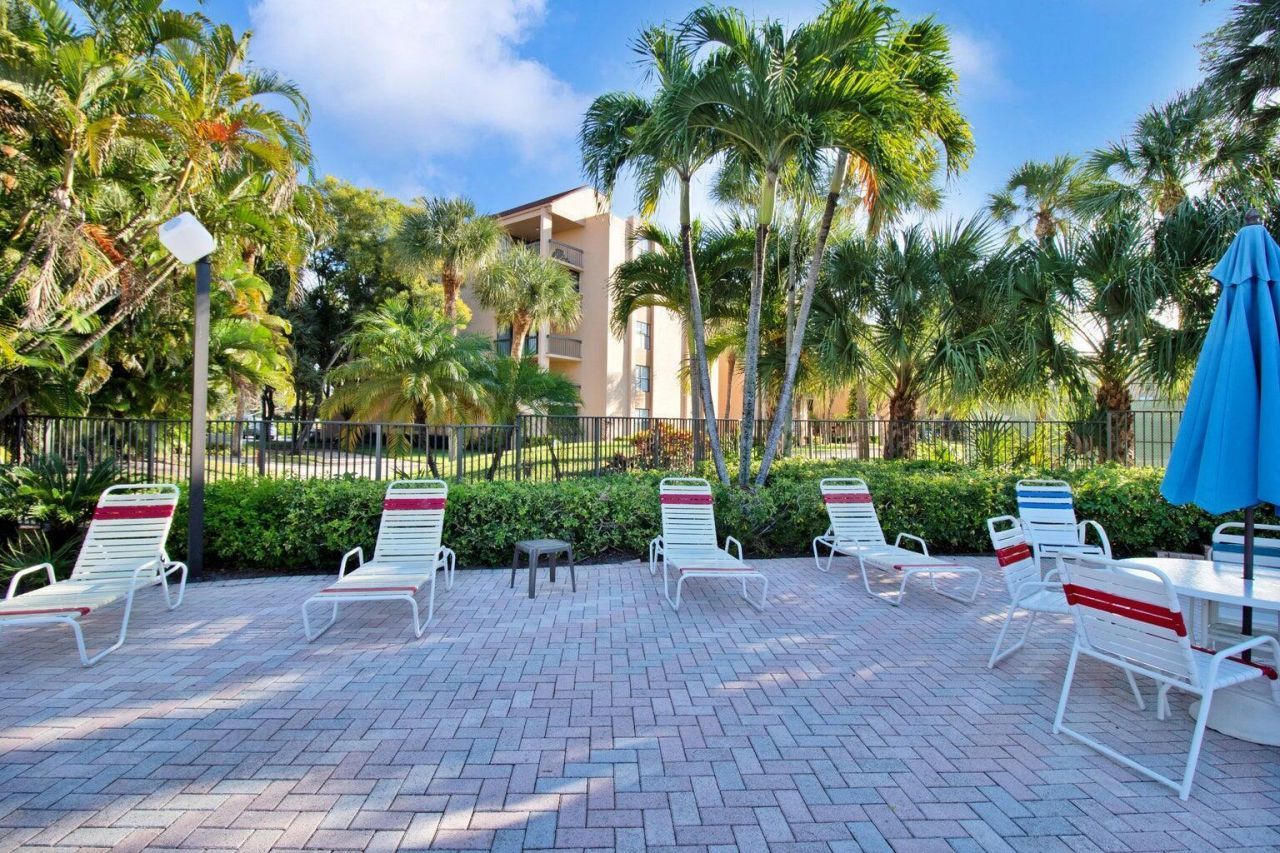 955 Dotterel Road, Delray Beach, FL 33444 Photo
