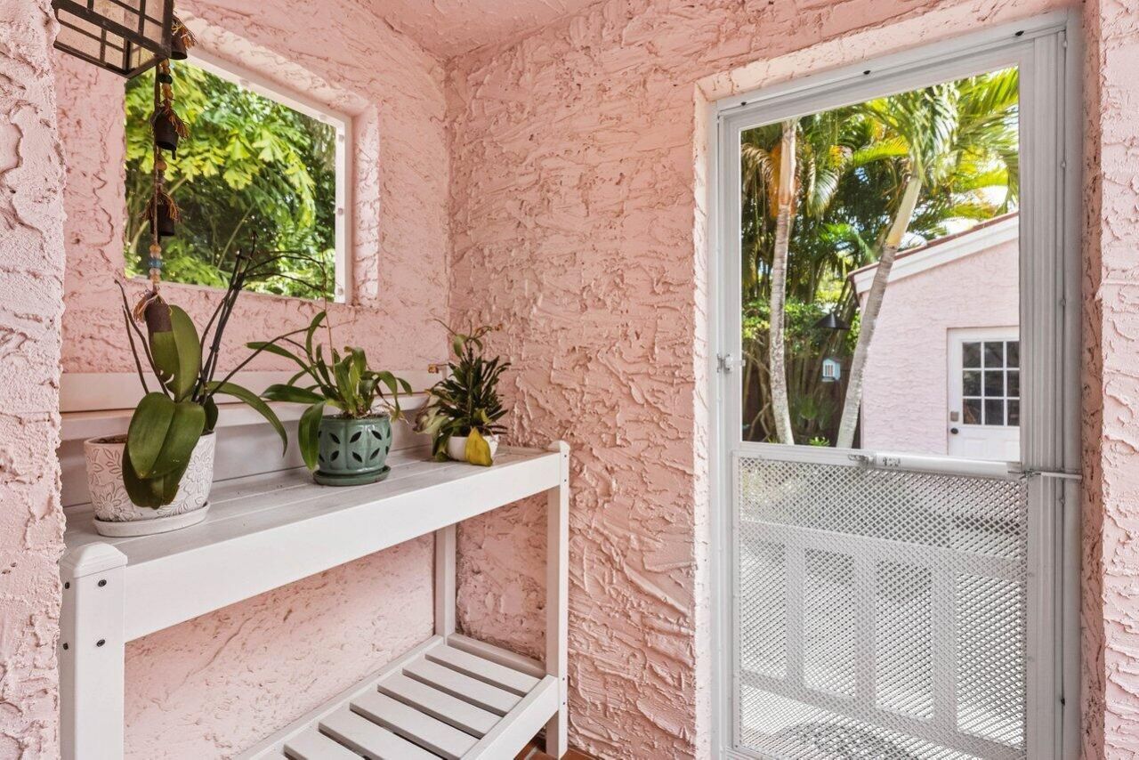 217 SE Coconut Avenue, Stuart, FL 34996 Photo