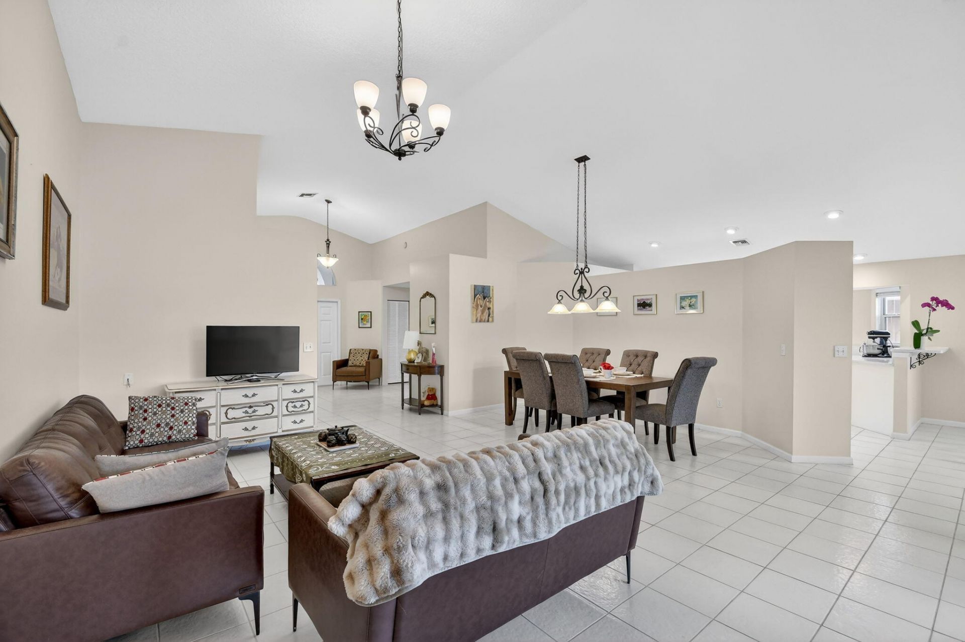 2453 Stonegate Drive, Wellington, FL 33414 Photo