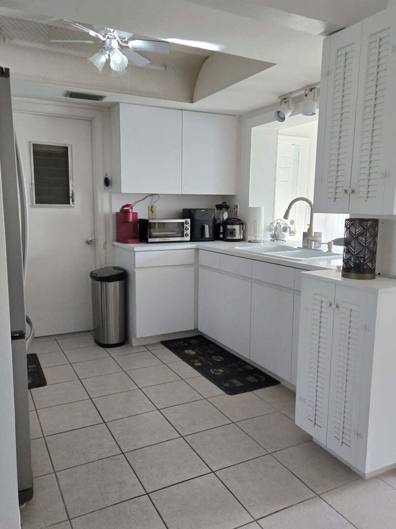 4504 NW 43rd Terrace, Tamarac, FL 33319 Photo