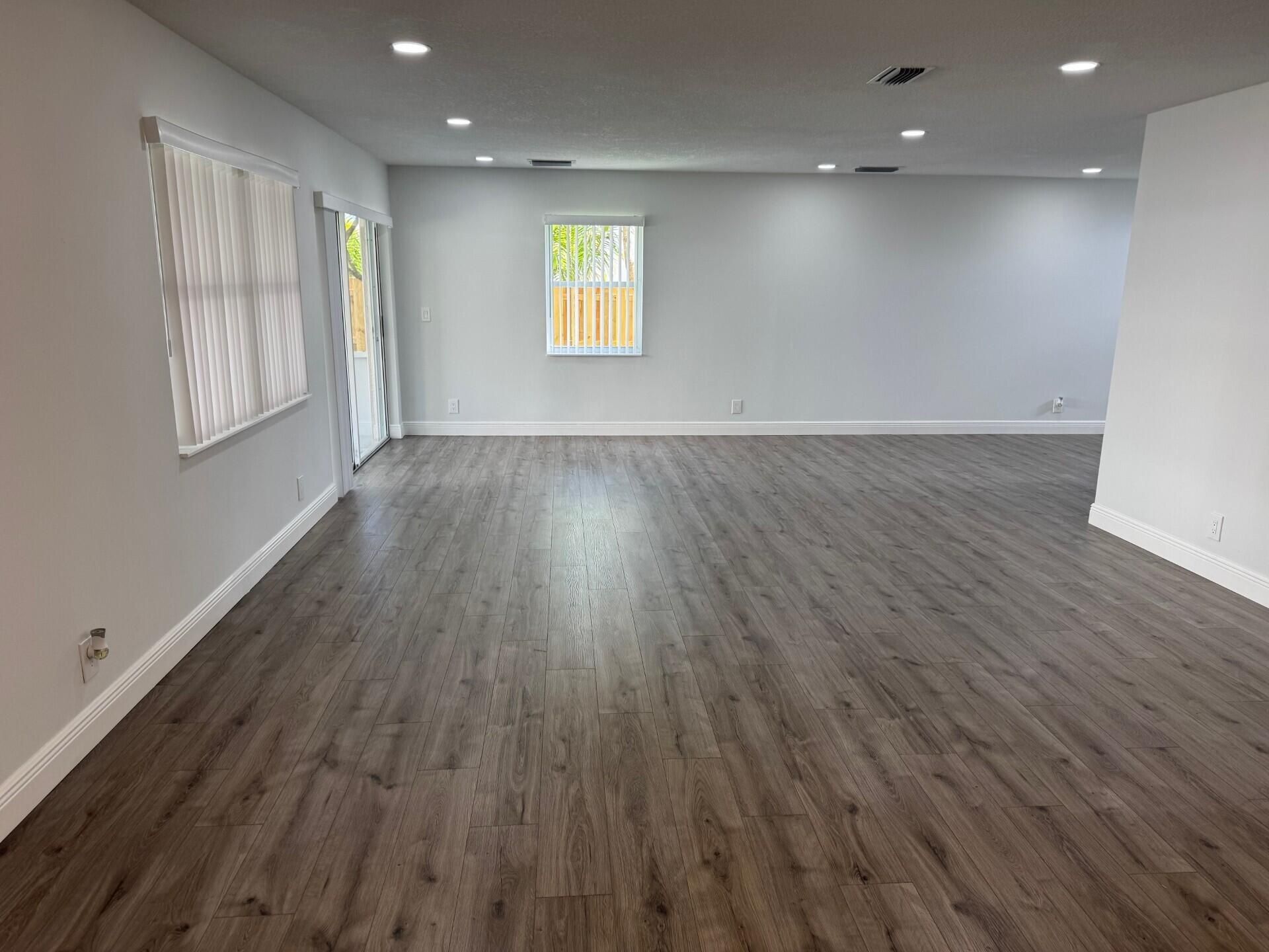 6256 Harbor Bend, Margate, FL 33063 Photo