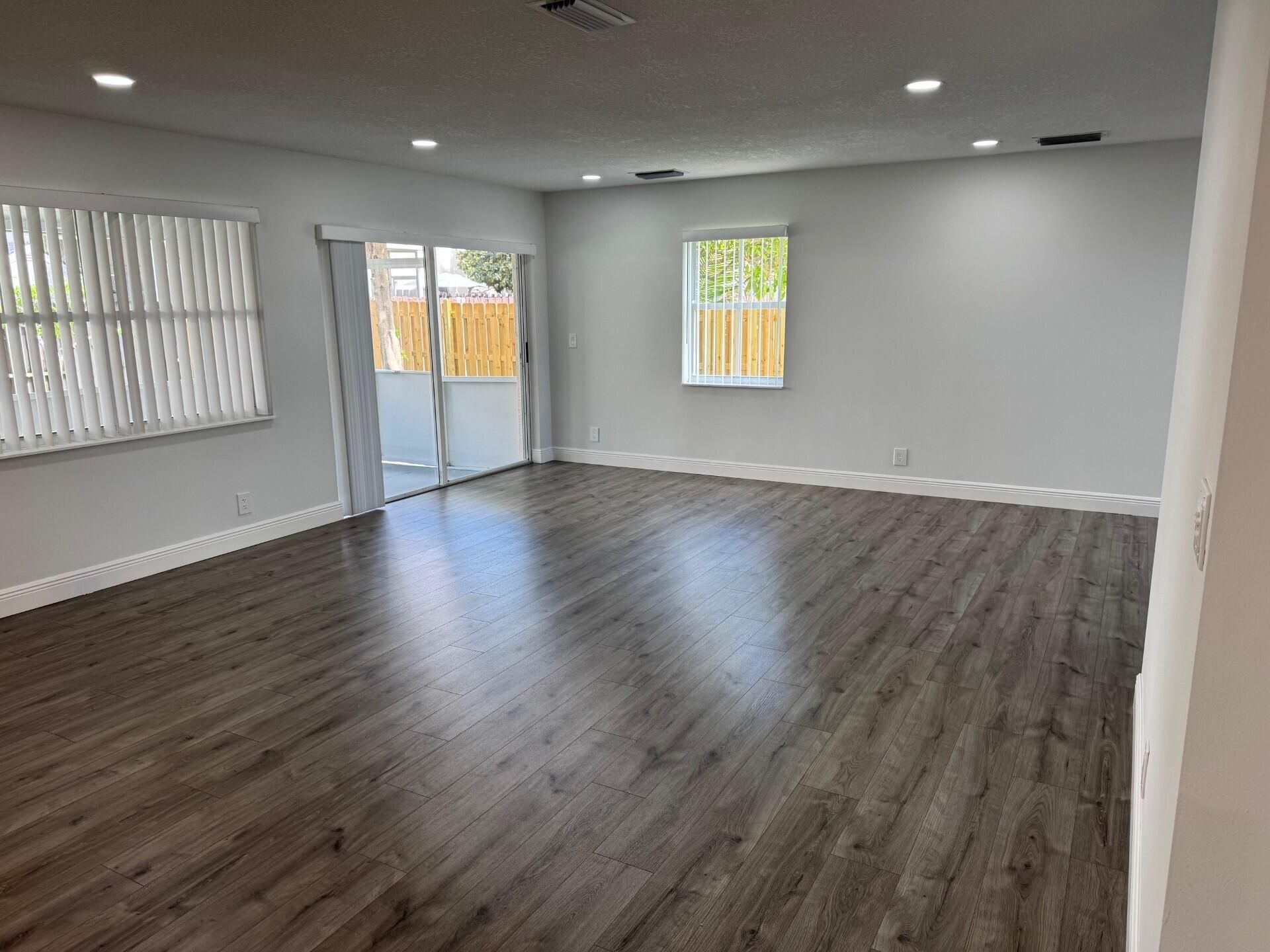 6256 Harbor Bend, Margate, FL 33063 Photo