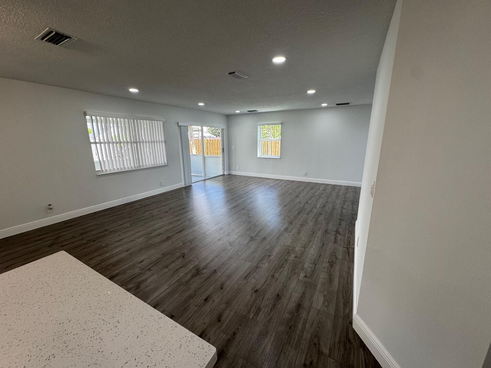 6256 Harbor Bend, Margate, FL 33063 Photo