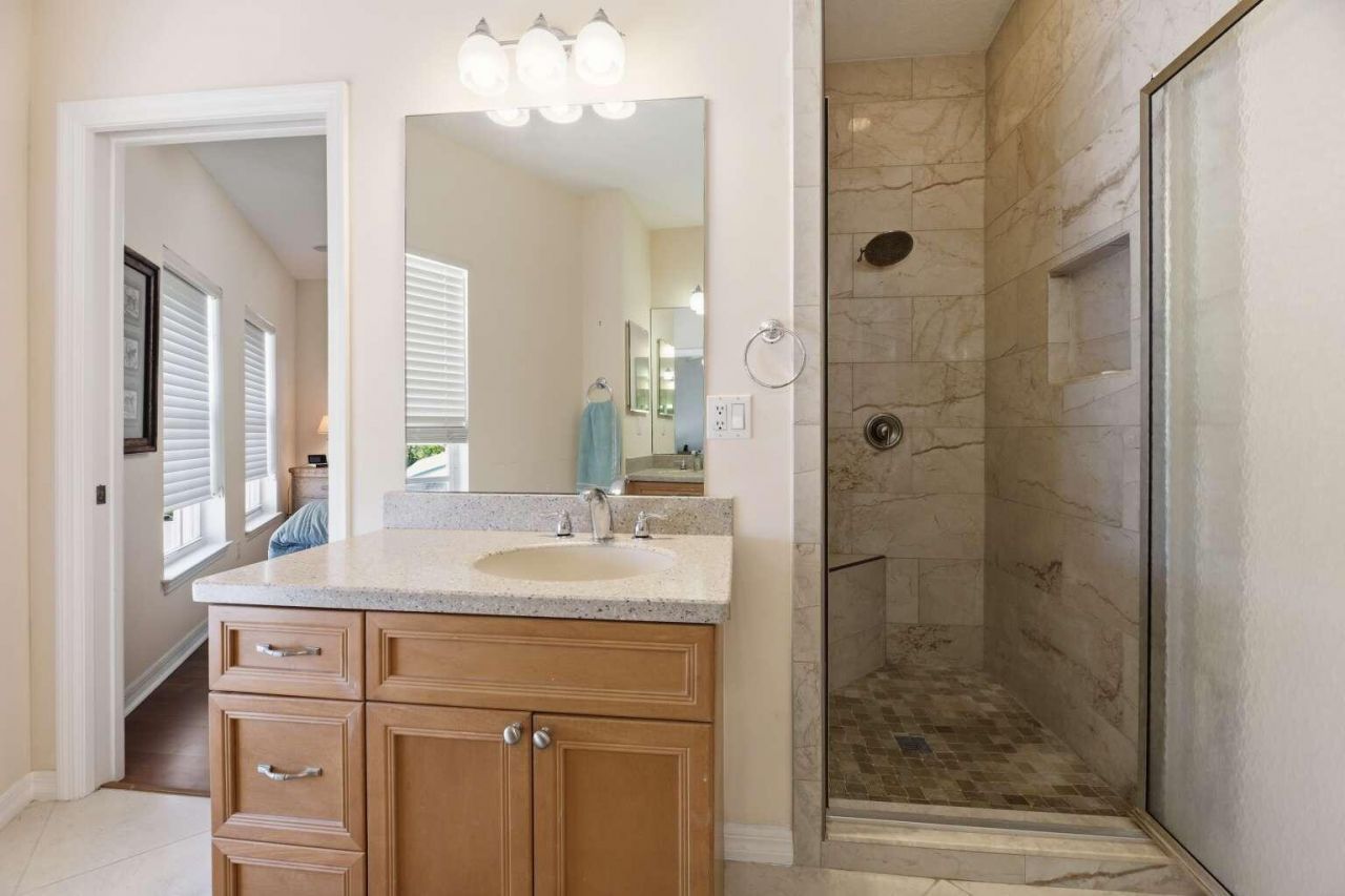 10701 S Ocean Drive, Unit 817, Jensen Beach, FL 34957 Photo