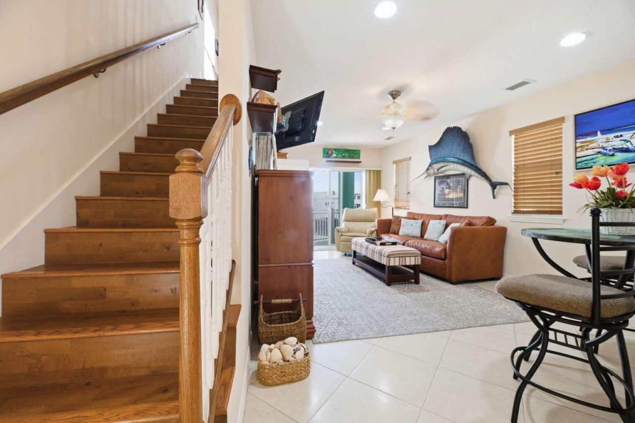 10701 S Ocean Drive, Unit 817, Jensen Beach, FL 34957 Photo