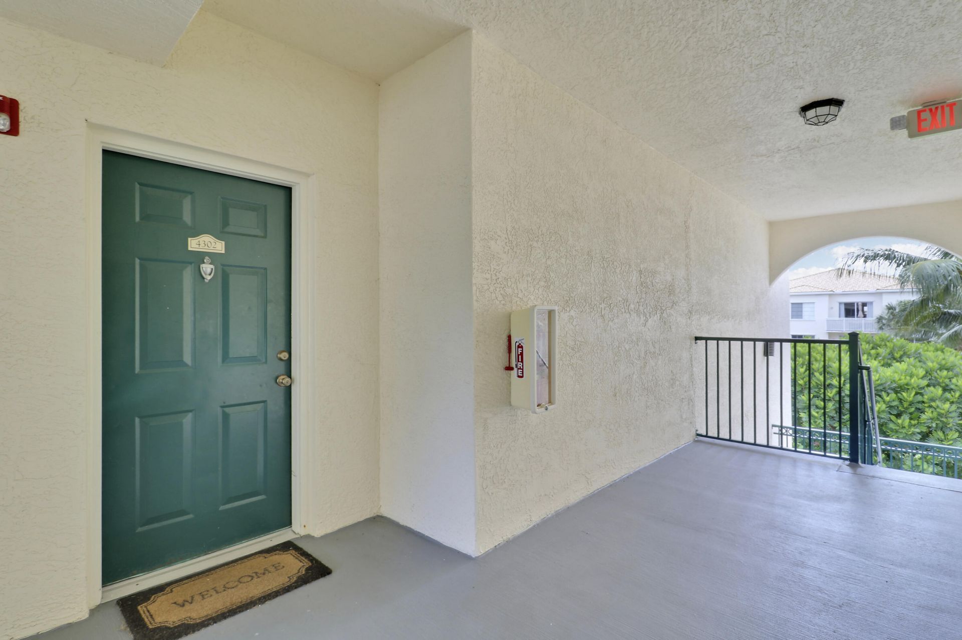 4302 Myrtlewood Circle E, Palm Beach Gardens, FL 33418 Photo