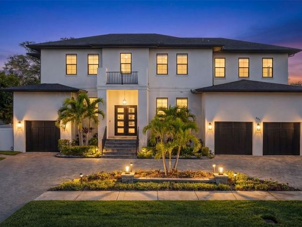 481 W DAVIS BOULEVARD , TAMPA, FL 33606