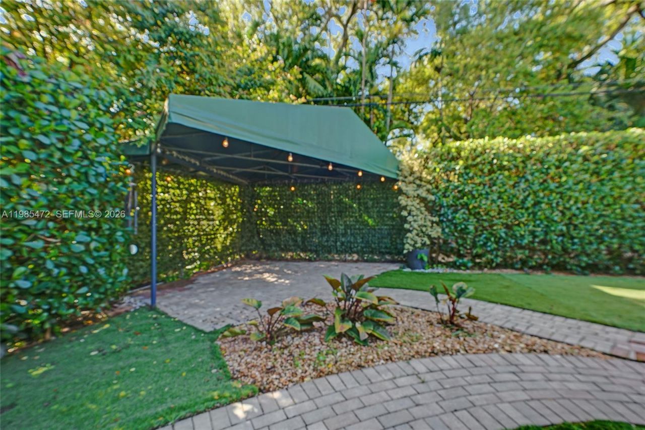 1110 NE 100th St , Miami Shores, FL 33138 Photo