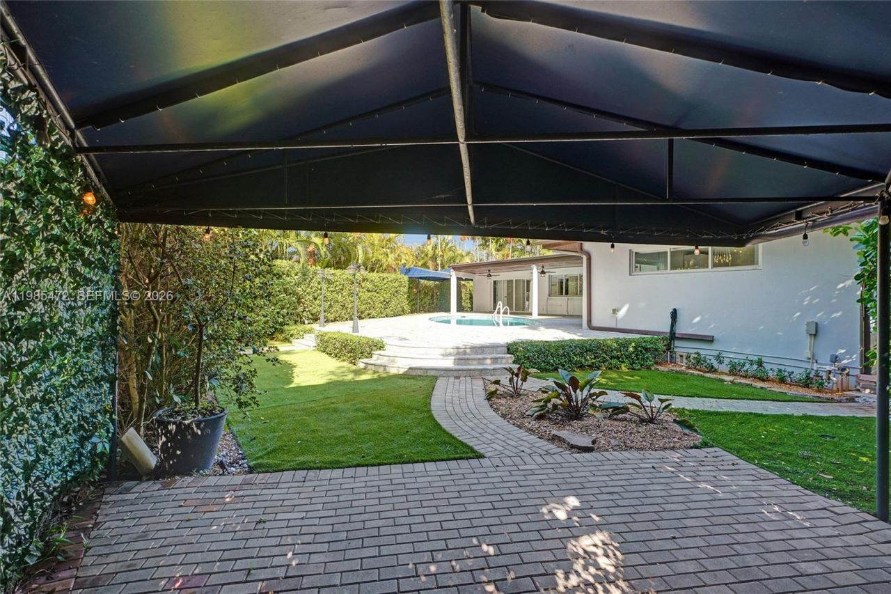 1110 NE 100th St , Miami Shores, FL 33138 Photo