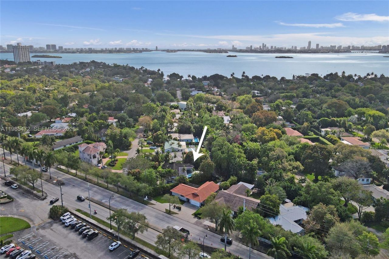 1110 NE 100th St , Miami Shores, FL 33138 Photo