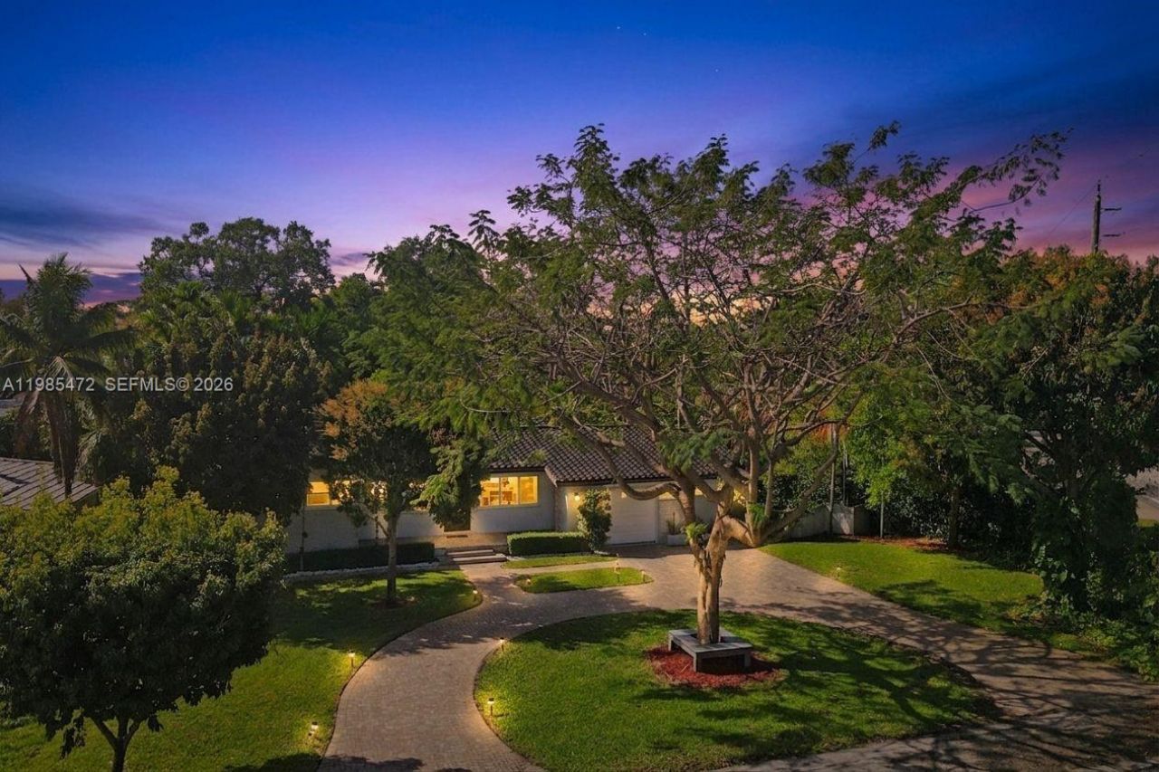 1110 NE 100th St , Miami Shores, FL 33138 Photo