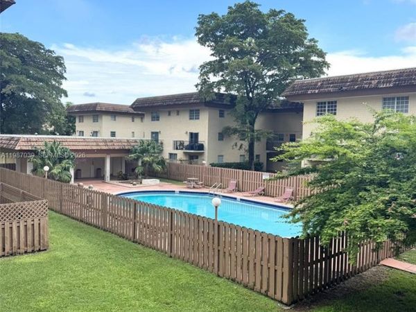 8500 SW 109th Ave , Unit 6-230, Miami, FL 33173