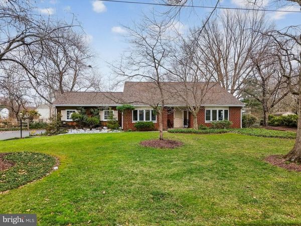 7 STANFORD COURT, EAST WINDSOR, NJ 08520