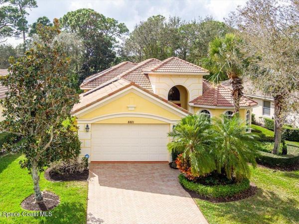 8821 Champions Way , Port St. Lucie, FL 34986