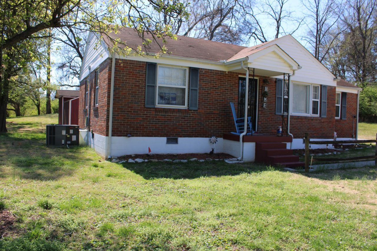 3107 Crosswood Dr Nashville, TN 37214