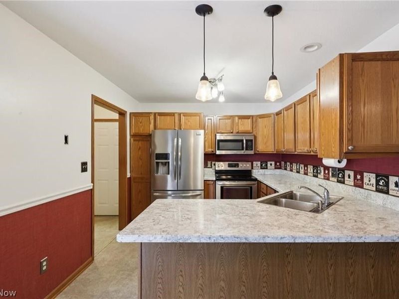 6695 Clingan Road, Unit 32, Poland, OH 44514 Photo 14