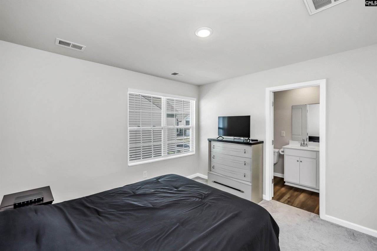 208 Bones Road Photo 17