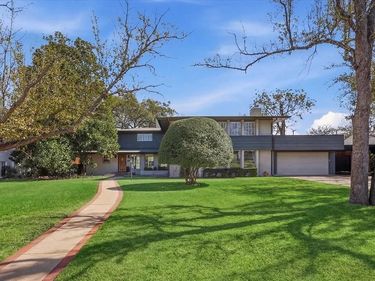 6321 Greenway Road, Fort Worth, TX 76116