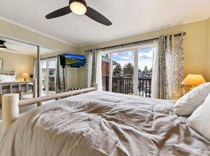 2081 Venice Drive, Unit 285, South Lake Tahoe, CA 96150 Photo