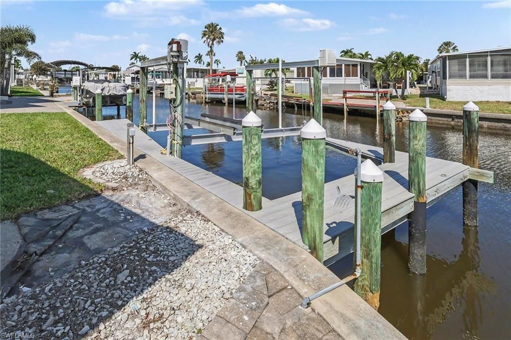 11330 Cypress Ln, Fort Myers Beach, FL 33931 Photo
