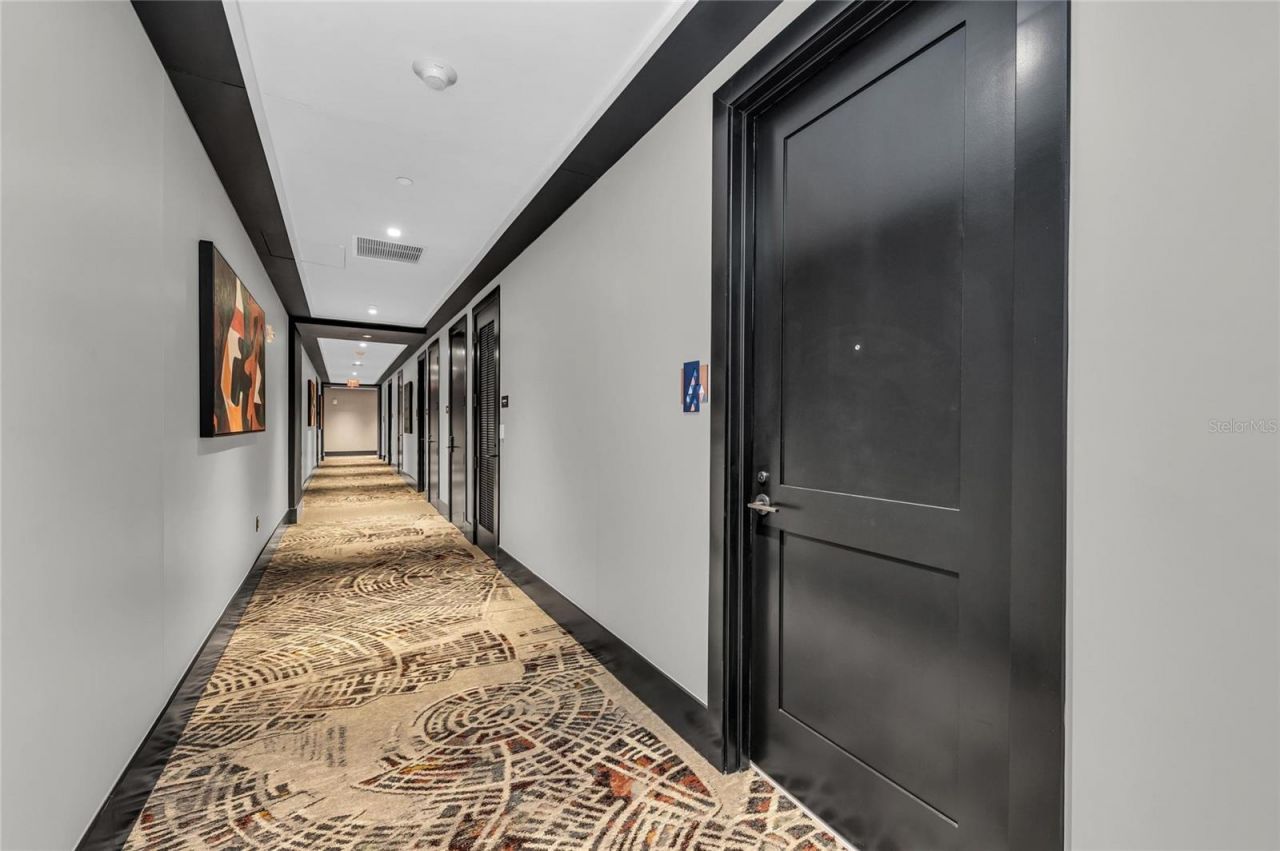 275 1st Avenue S, Unit 1904, Saint Petersburg, FL 33701 Photo