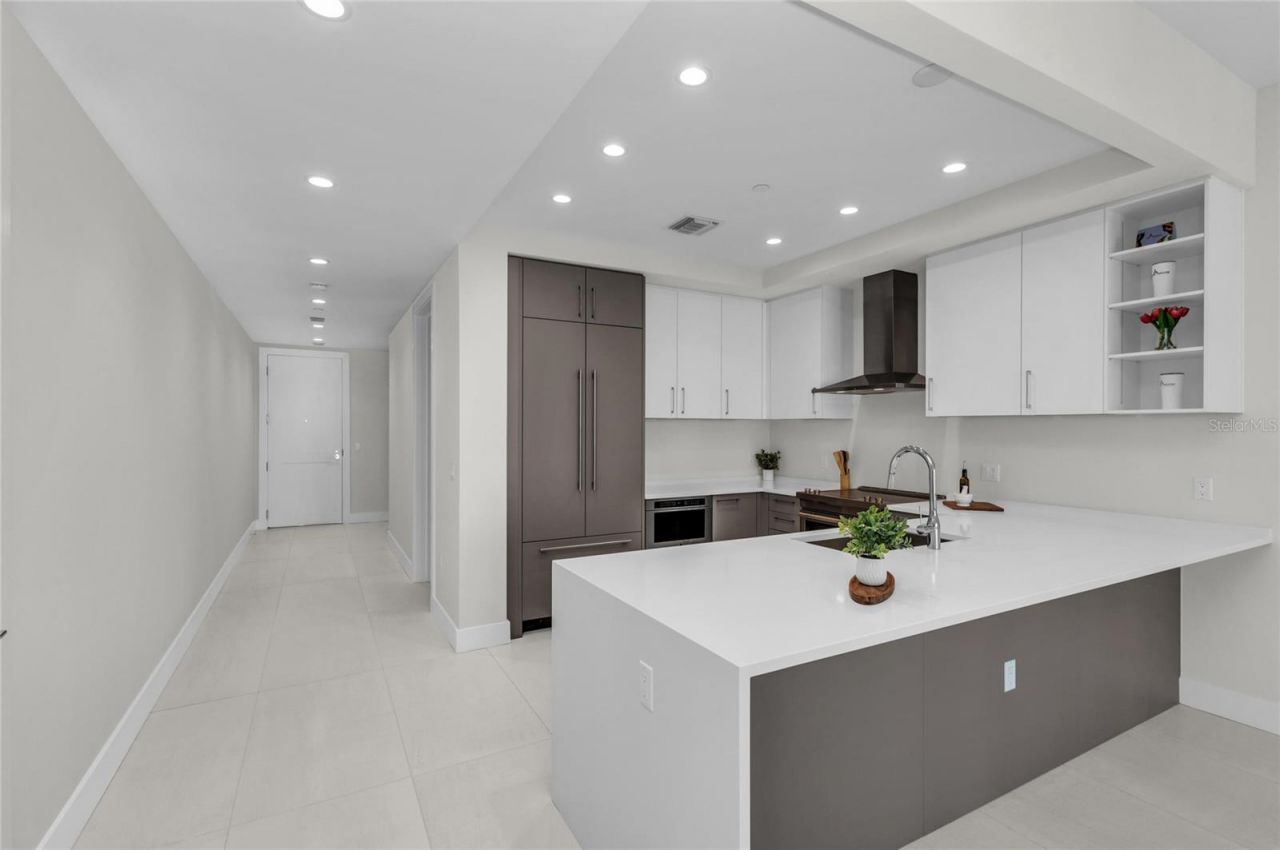 275 1st Avenue S, Unit 1904, Saint Petersburg, FL 33701 Photo