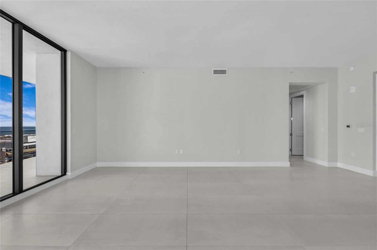 275 1st Avenue S, Unit 1904, Saint Petersburg, FL 33701 Photo