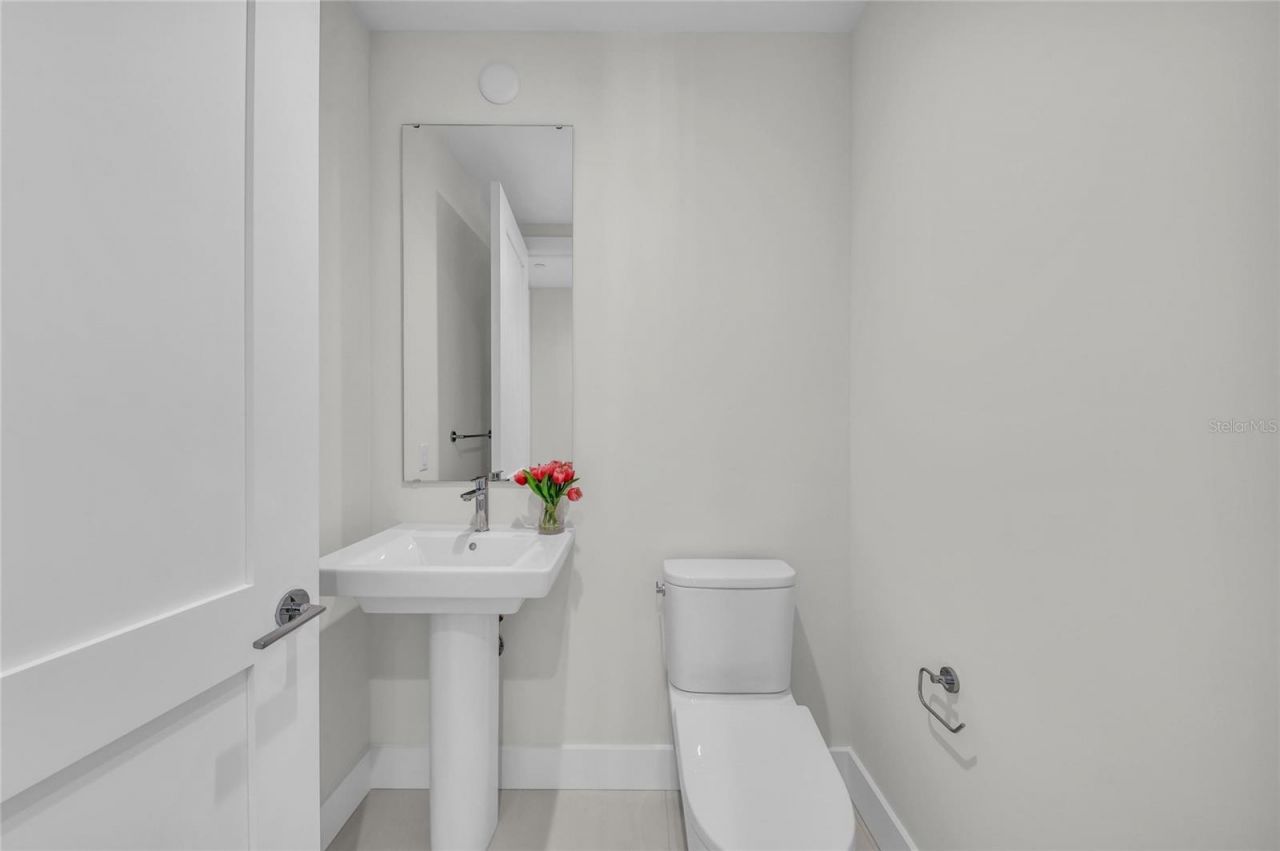 275 1st Avenue S, Unit 1904, Saint Petersburg, FL 33701 Photo