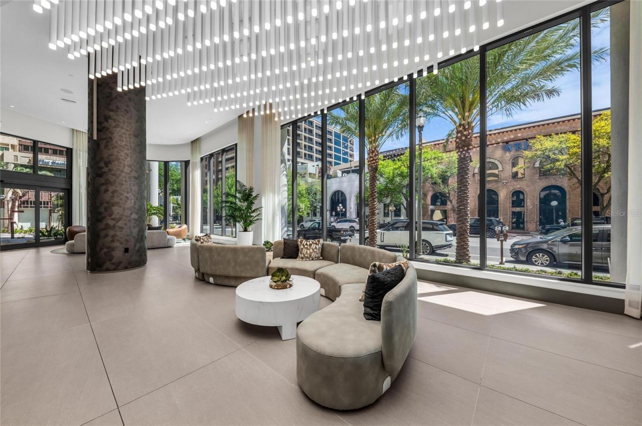 275 1st Avenue S, Unit 1904, Saint Petersburg, FL 33701 Photo
