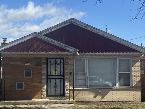 16319 Carse Avenue , Harvey, IL 60426