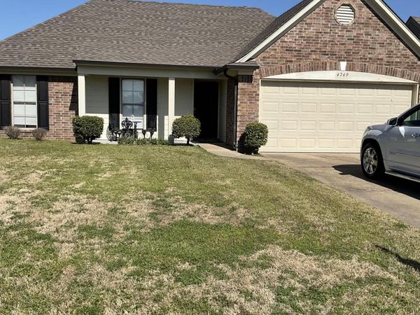 4749` SW Cantata Drive, Walls, MS 38680