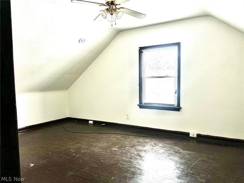 3736 Martin Luther King Jr Drive, Cleveland, OH 44105 Photo 10