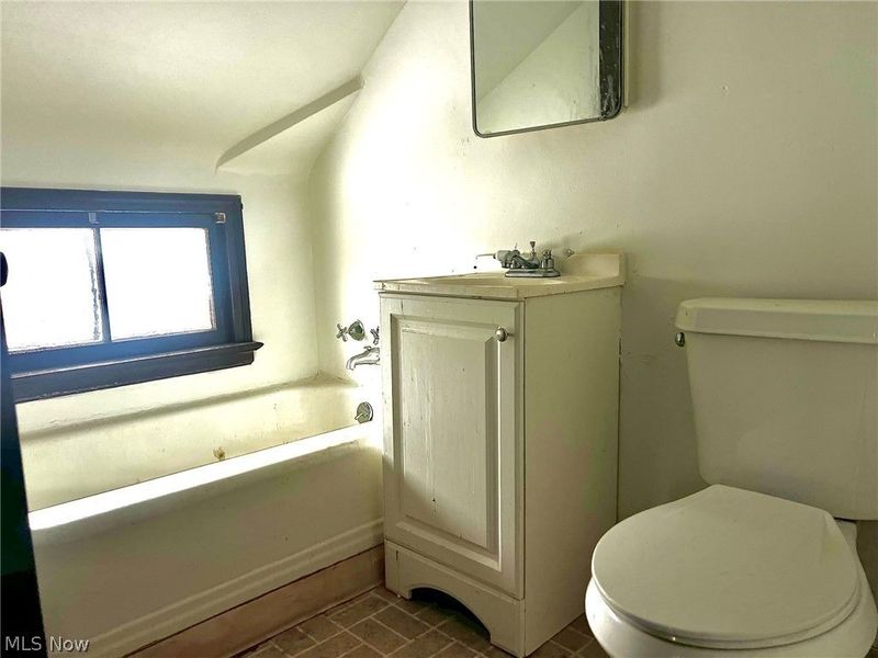 3736 Martin Luther King Jr Drive, Cleveland, OH 44105 Photo 14