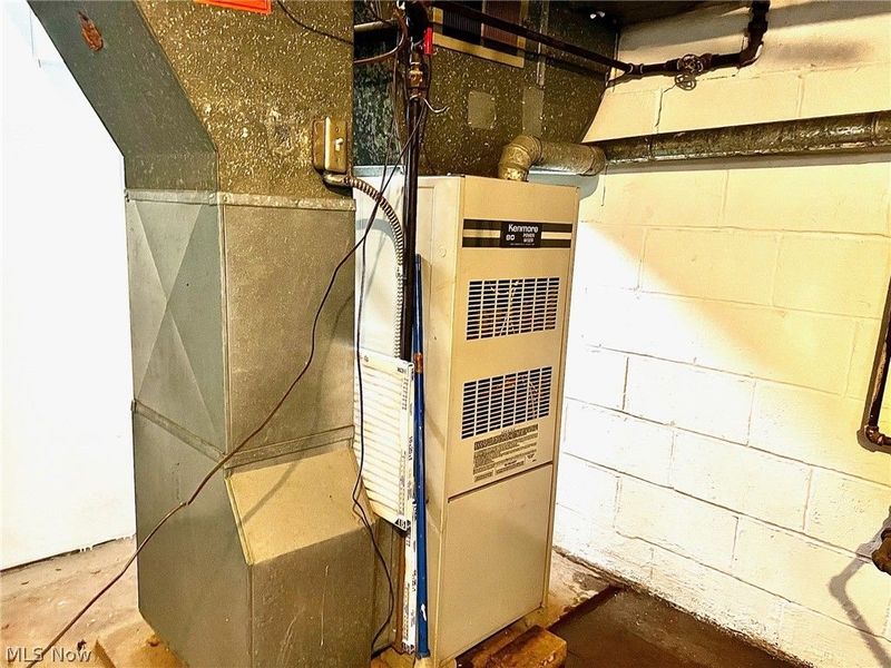 3736 Martin Luther King Jr Drive, Cleveland, OH 44105 Photo 15