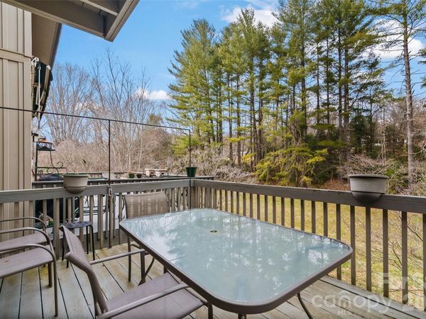 125 Winchester Drive , Waynesville, NC 28785