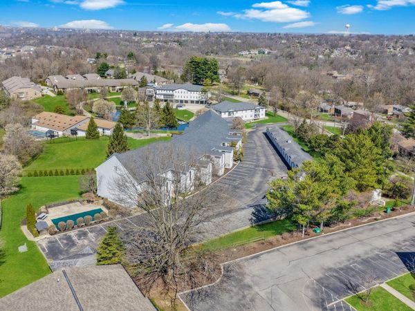 19 Carriage House Drive, Fort Thomas, KY 41075