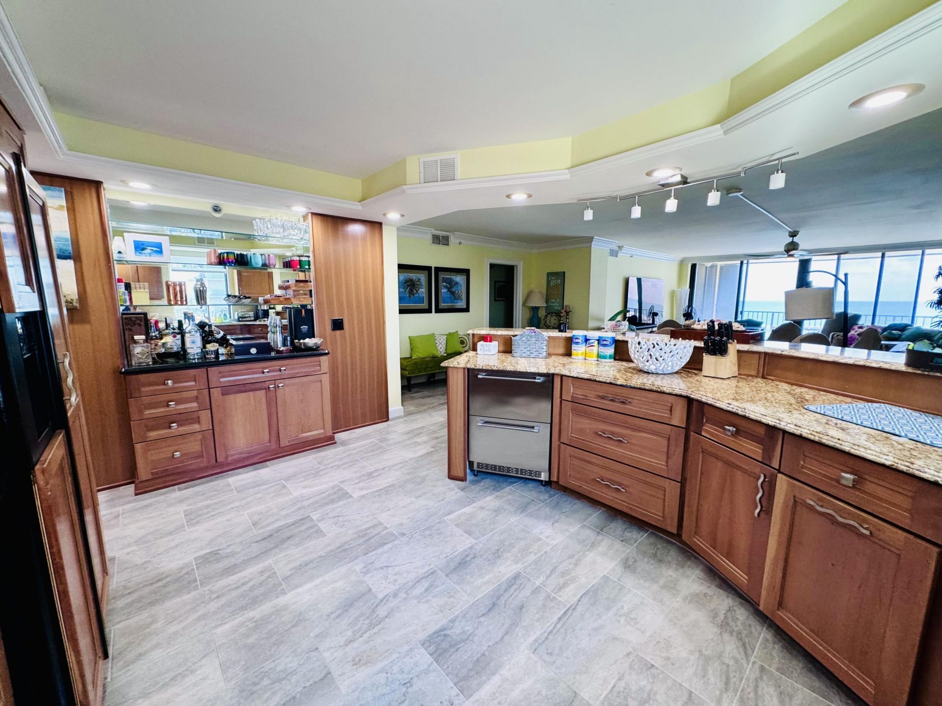 200 S Beach Road, Unit 403, Tequesta, FL 33469 Photo