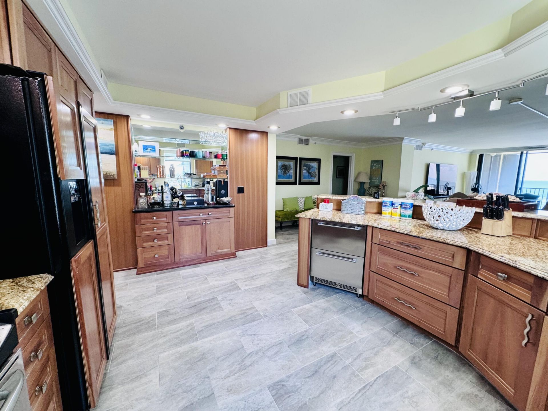 200 S Beach Road, Unit 403, Tequesta, FL 33469 Photo