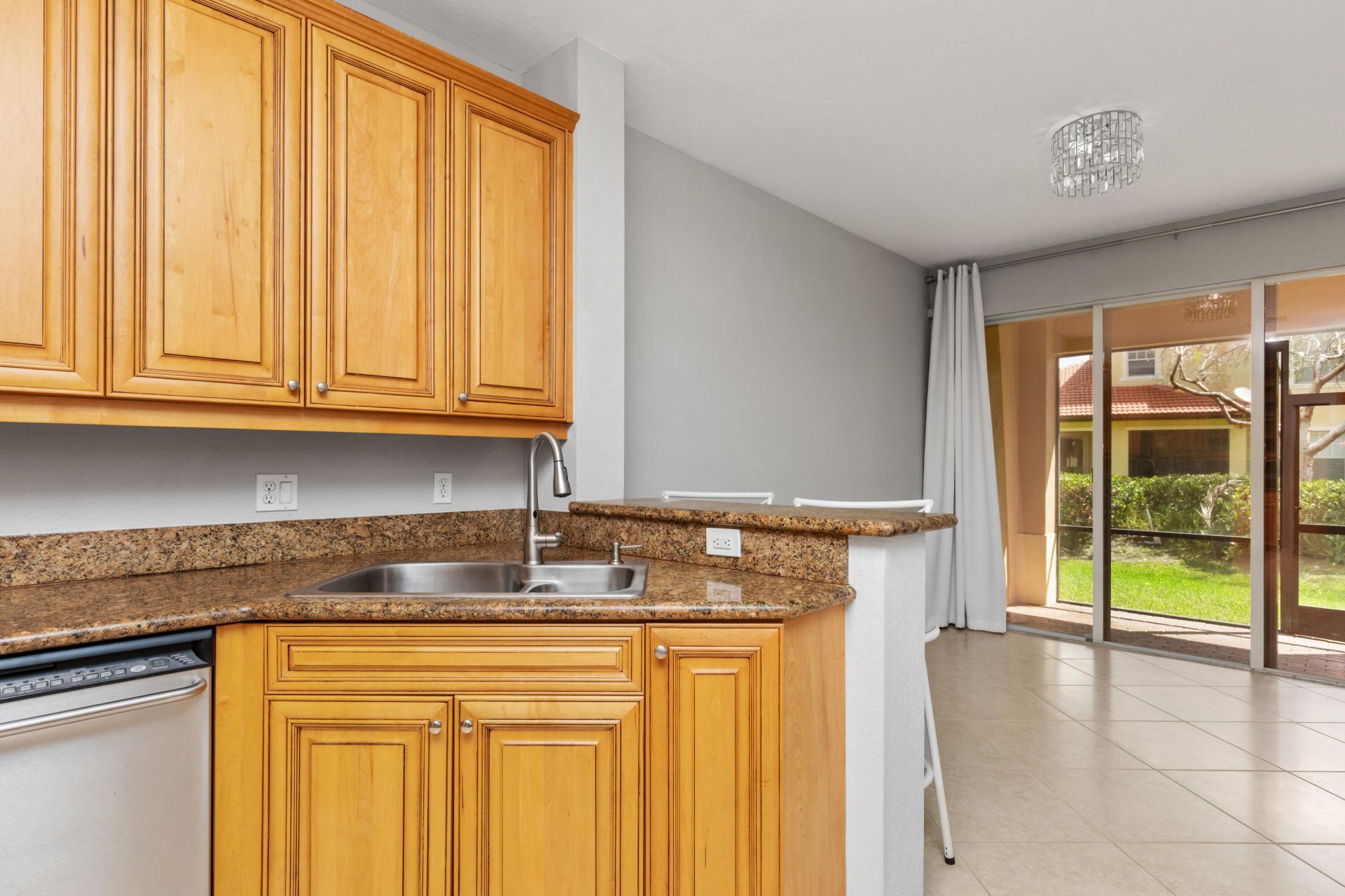 5755 NW 120th Avenue, Coral Springs, FL 33076 Photo