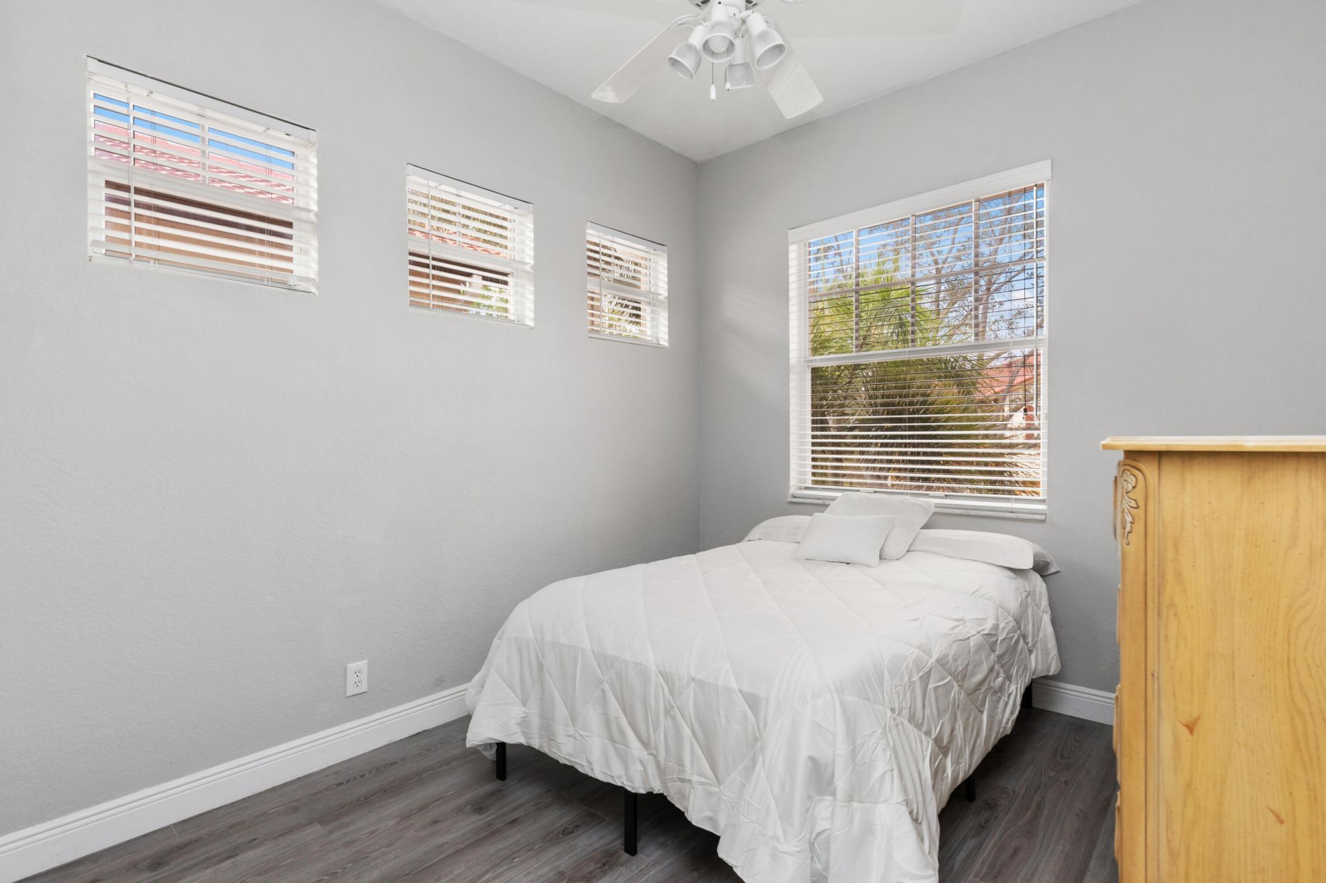 5755 NW 120th Avenue, Coral Springs, FL 33076 Photo